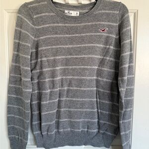 Hollister Women's Gray and Silver Striped Crewneck Sweater